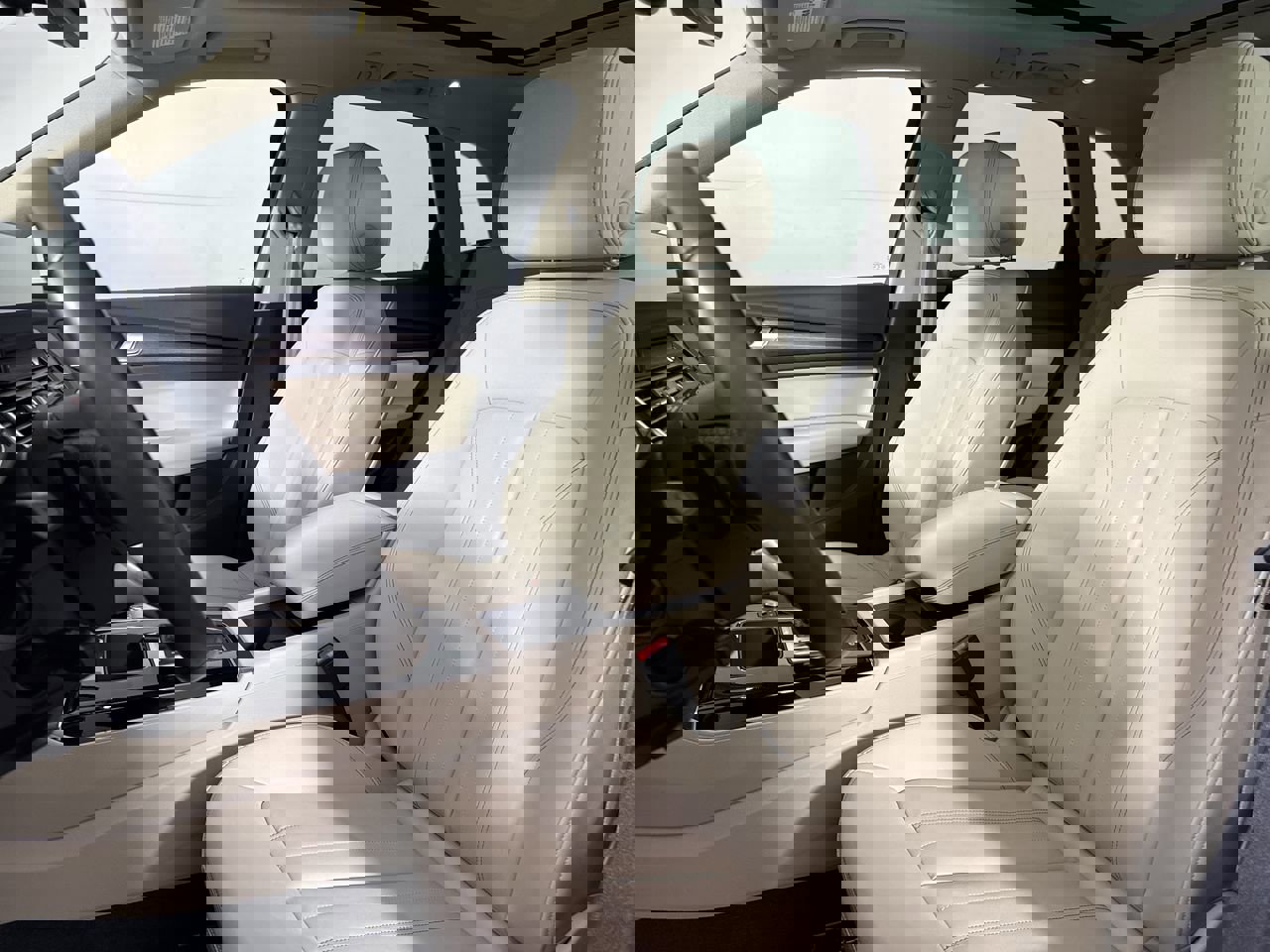 Used 2023 Audi Q5 2.0T Premium w/ Convenience Package image 19