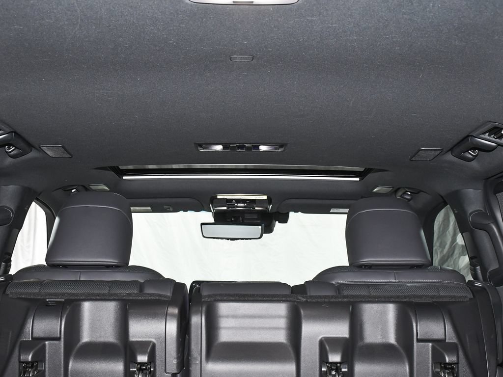 Used 2025 Lexus LX 700h F Sport AWD/4WD image 91