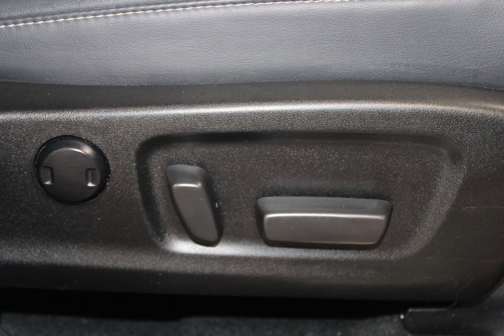 Used 2019 Lexus RX 450h AWD w/ Navigation Package image 25