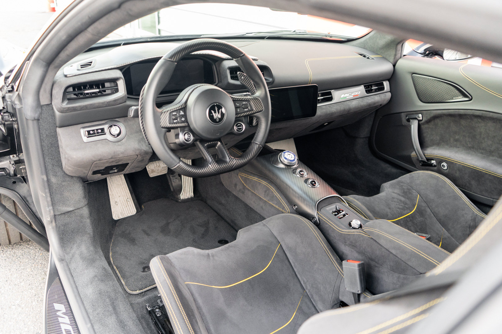 Used 2022 Maserati MC20 Coupe RWD image 9