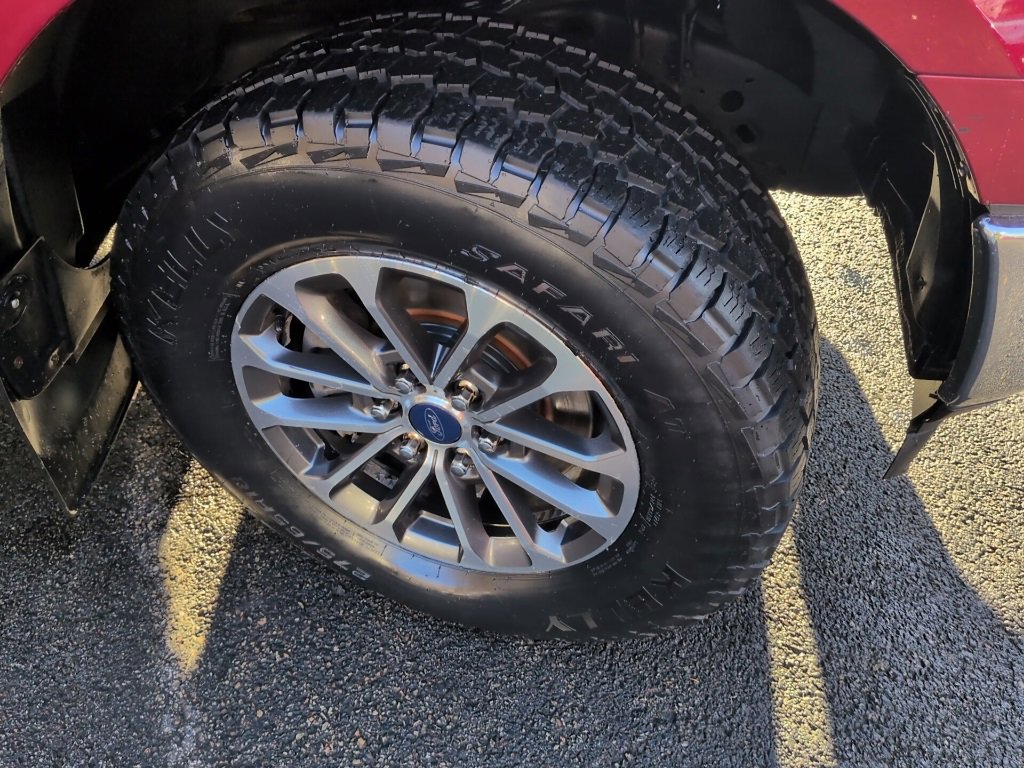 Used 2018 Ford F150 XLT w/ Equipment Group 302A Luxury image 11