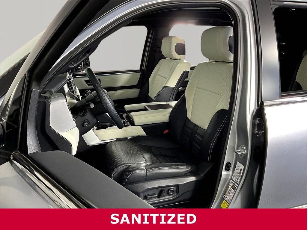 Used 2024 Toyota Sequoia Capstone AWD/4WD image 21