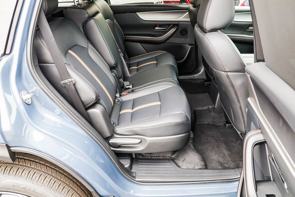 Used 2025 MAZDA CX-70 Plug-In Hybrid w/ Premium Plus image 33