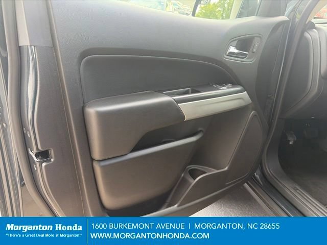 Used 2018 Chevrolet Colorado LT AWD/4WD image 11