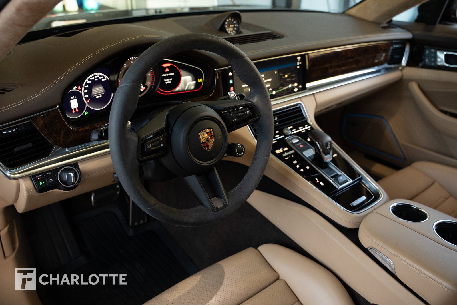 Used 2023 Porsche Panamera GTS image 19