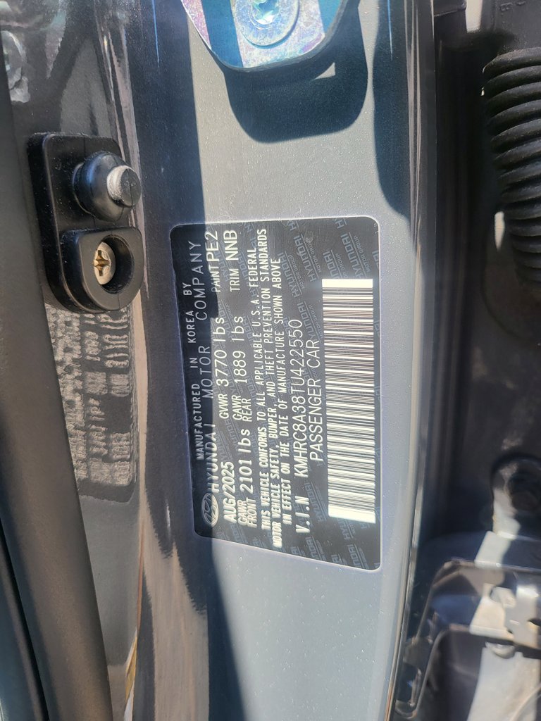 Used 2026 Hyundai Venue SEL FWD image 6