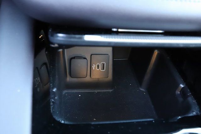 Used 2025 Ford Explorer Platinum w/ LUX Leather Package image 29