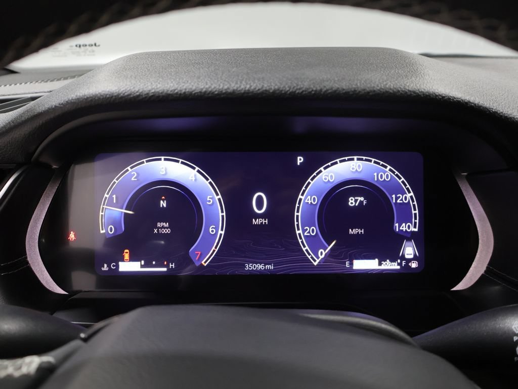 Used 2024 Jeep Grand Cherokee L Altitude AWD/4WD image 42