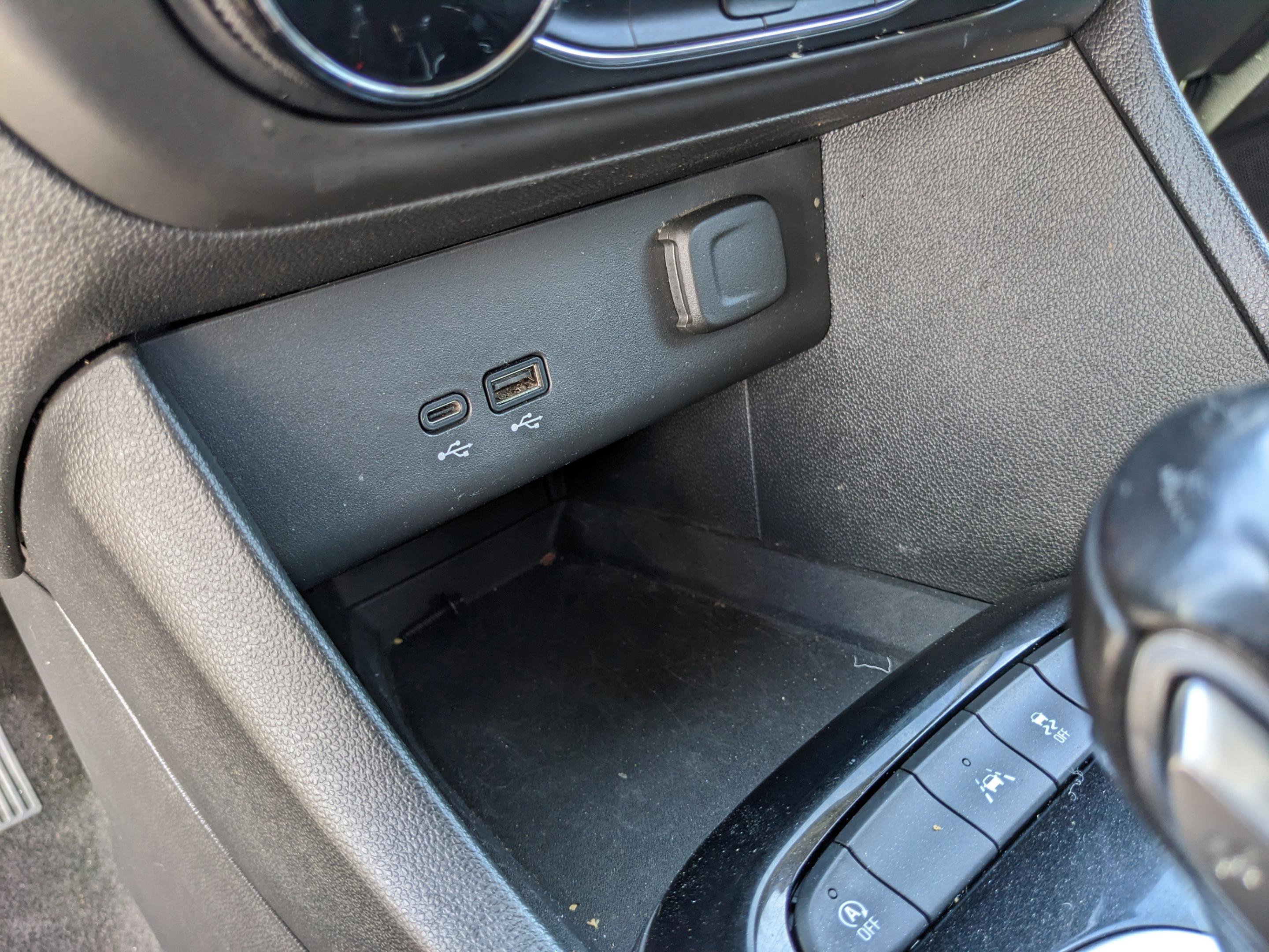 Used 2024 Buick Encore GX Preferred FWD image 29