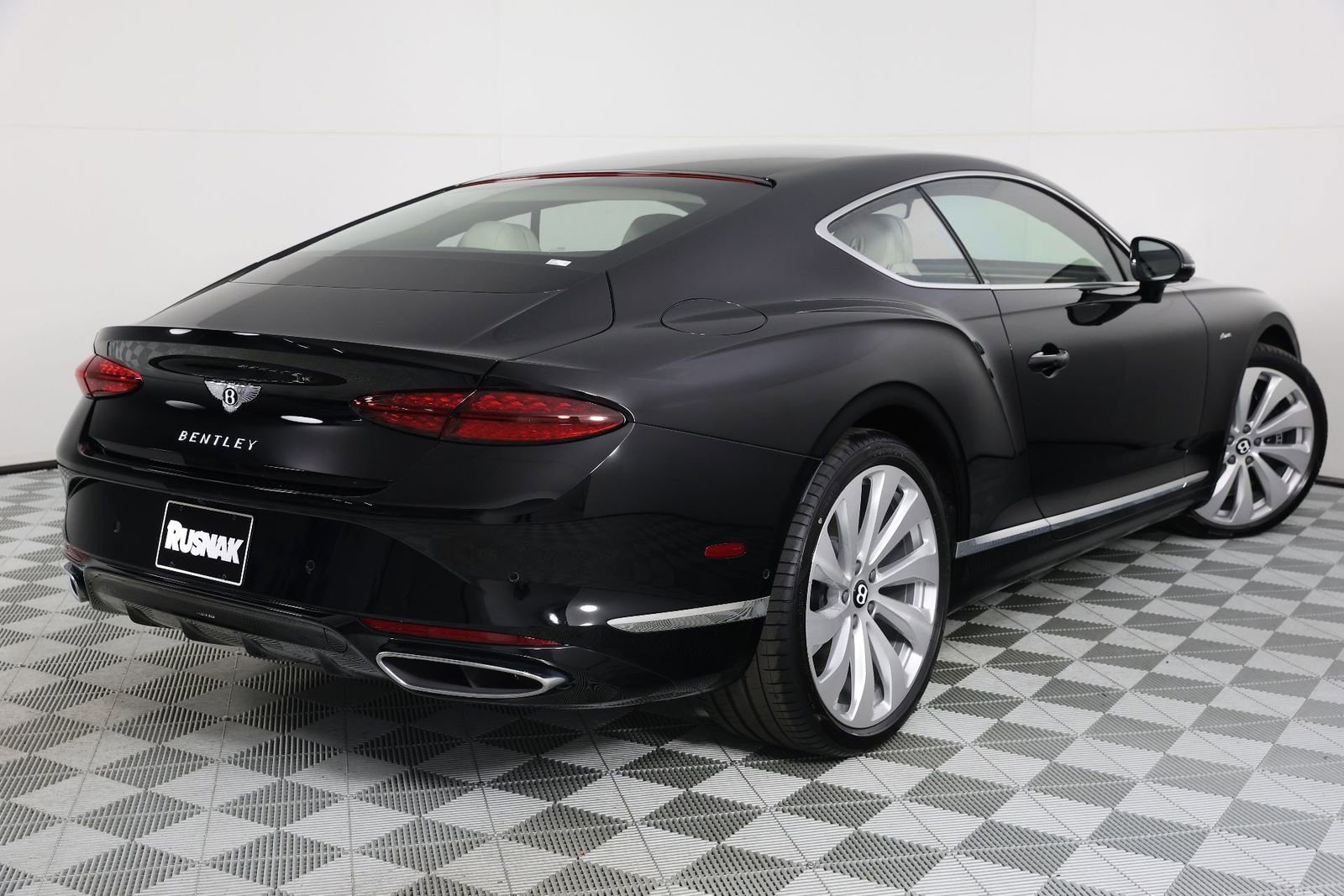 New 2026 Bentley Continental GT AWD/4WD image 9