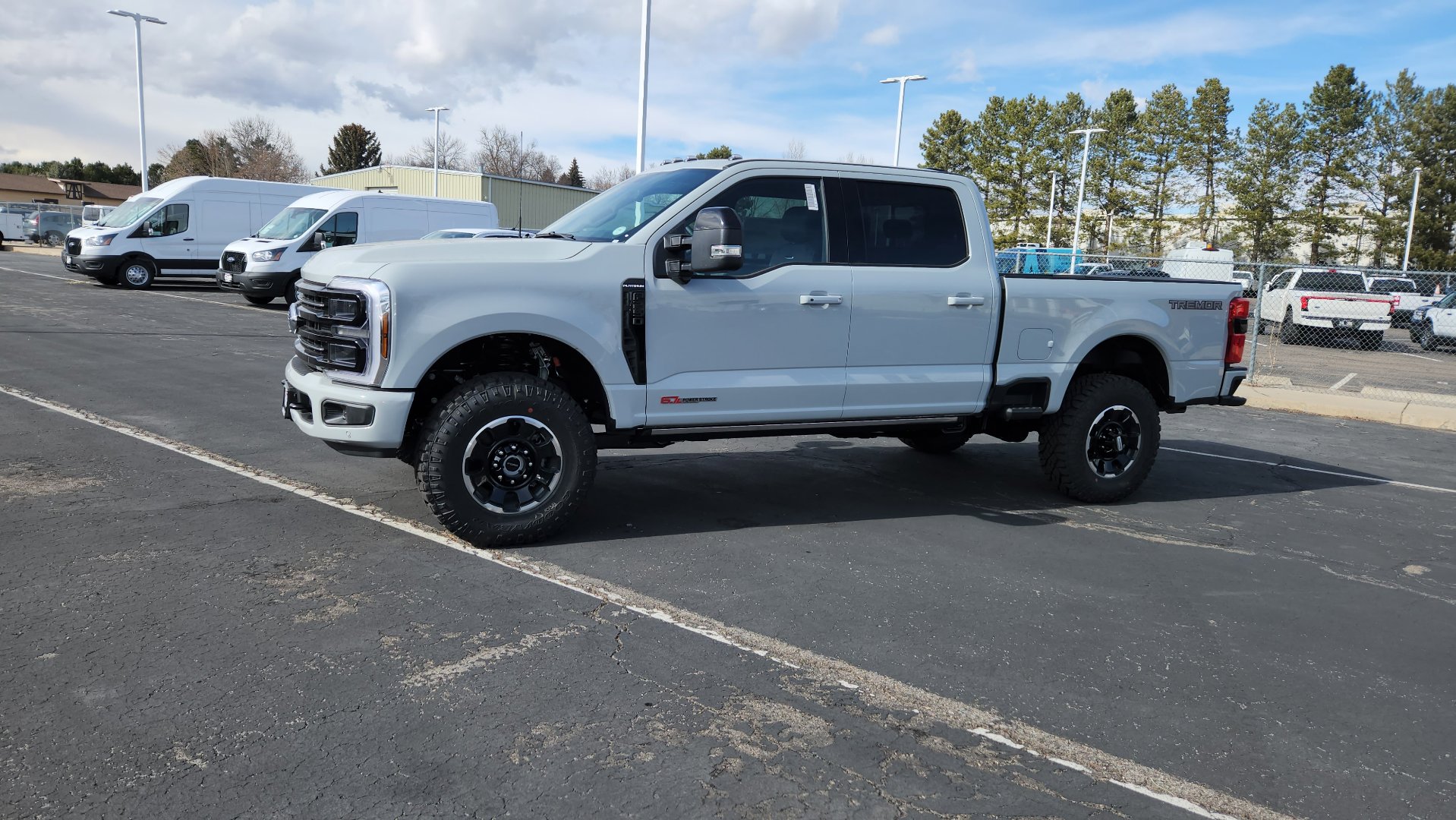 New 2026 Ford F250 Platinum w/ Tremor Off-Road Package image 5