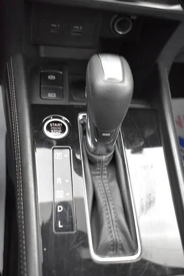 Used 2024 Nissan Kicks SV FWD image 34