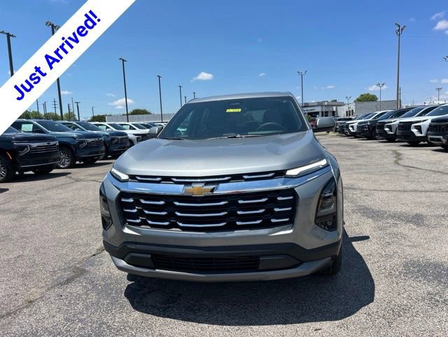 New 2026 Chevrolet Equinox LT w/ Convenience Package II FWD image 8