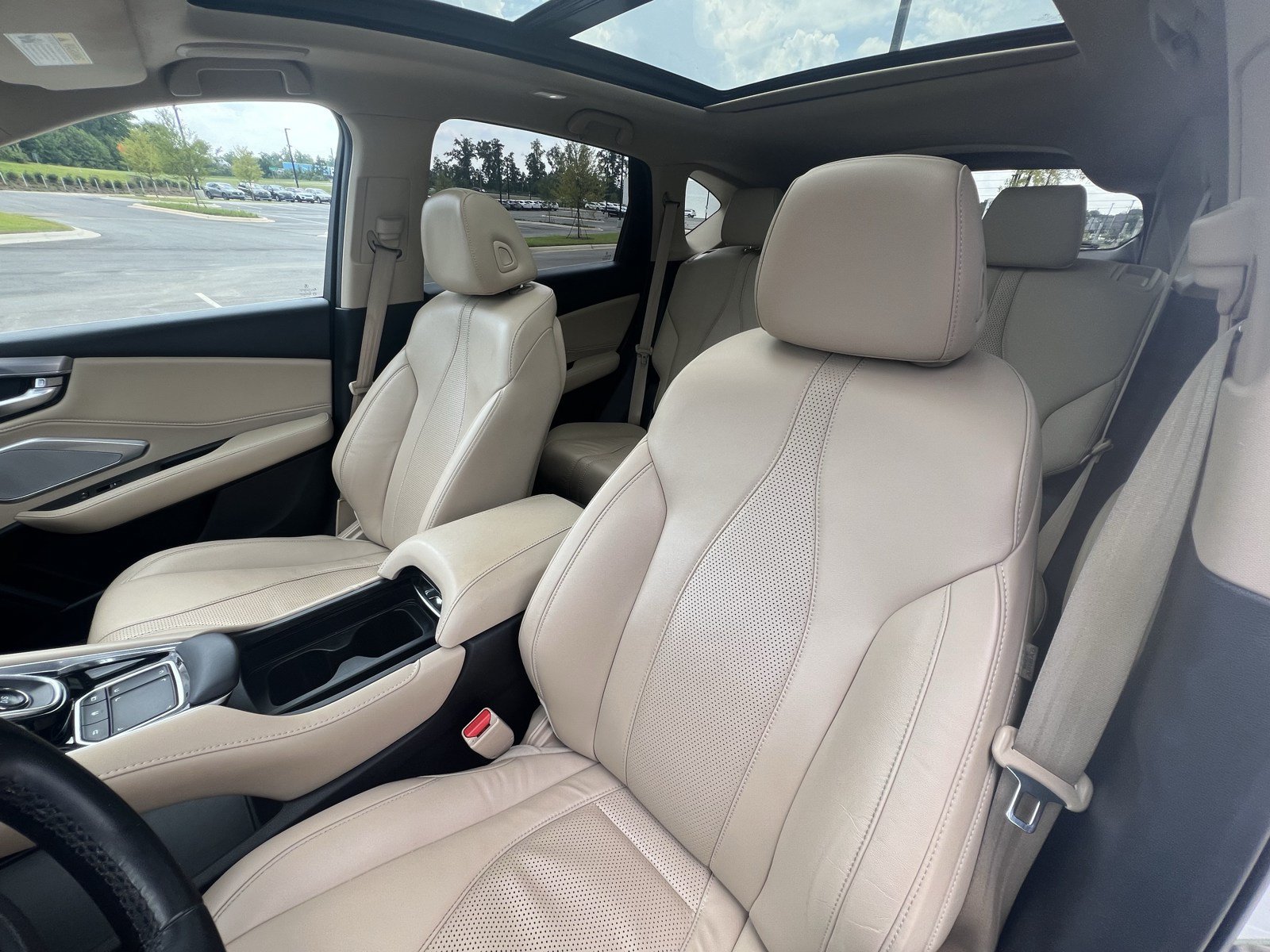 Used 2020 Acura RDX w/ Technology Package FWD image 16
