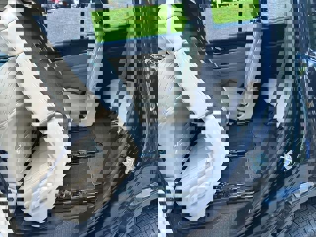 New 2025 Jeep Grand Cherokee L Limited w/ Luxury Tech Group II image 55