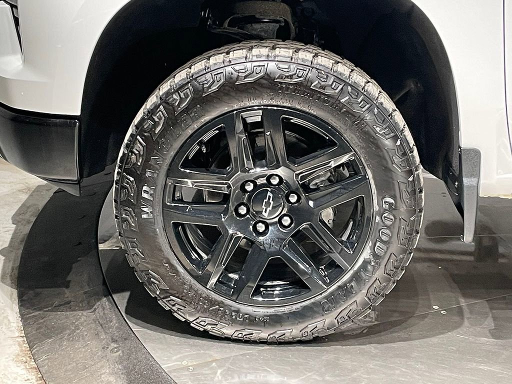 Used 2024 Chevrolet Silverado 1500 Custom Trail Boss image 16