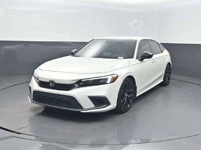 Used 2024 Honda Civic Sport image 2
