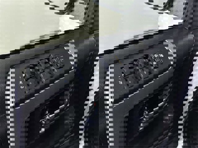 Used 2018 Toyota 4Runner SR5 image 23