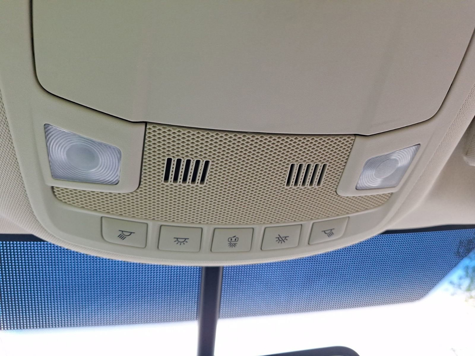 Used 2016 Ford Edge SEL w/ Equipment Group 201A FWD image 28