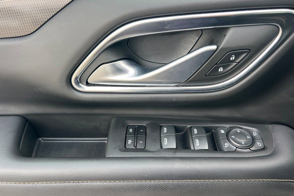 Certified 2022 GMC Yukon XL AT4 w/ Max Trailering Package image 11