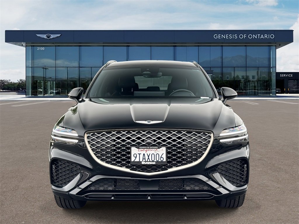 Used 2025 Genesis GV70 3.5T Sport w/ Sport Prestige Package image 4