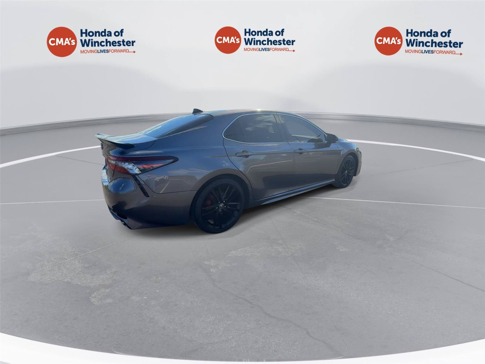 Used 2022 Toyota Camry XSE FWD image 8