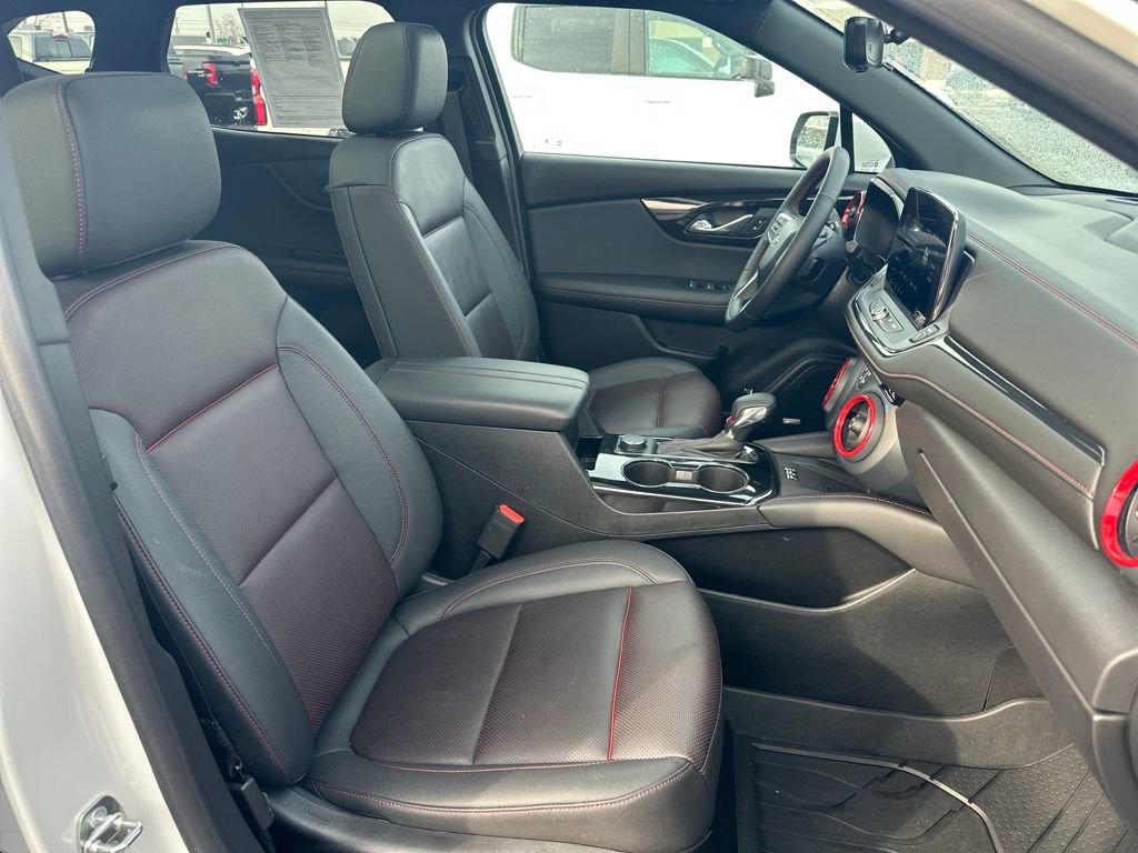 Used 2023 Chevrolet Blazer RS w/ Driver Confidence II Package image 46