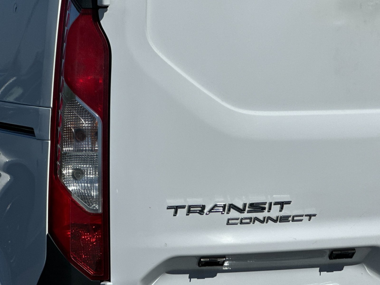 Used 2015 Ford Transit Connect XL FWD image 30