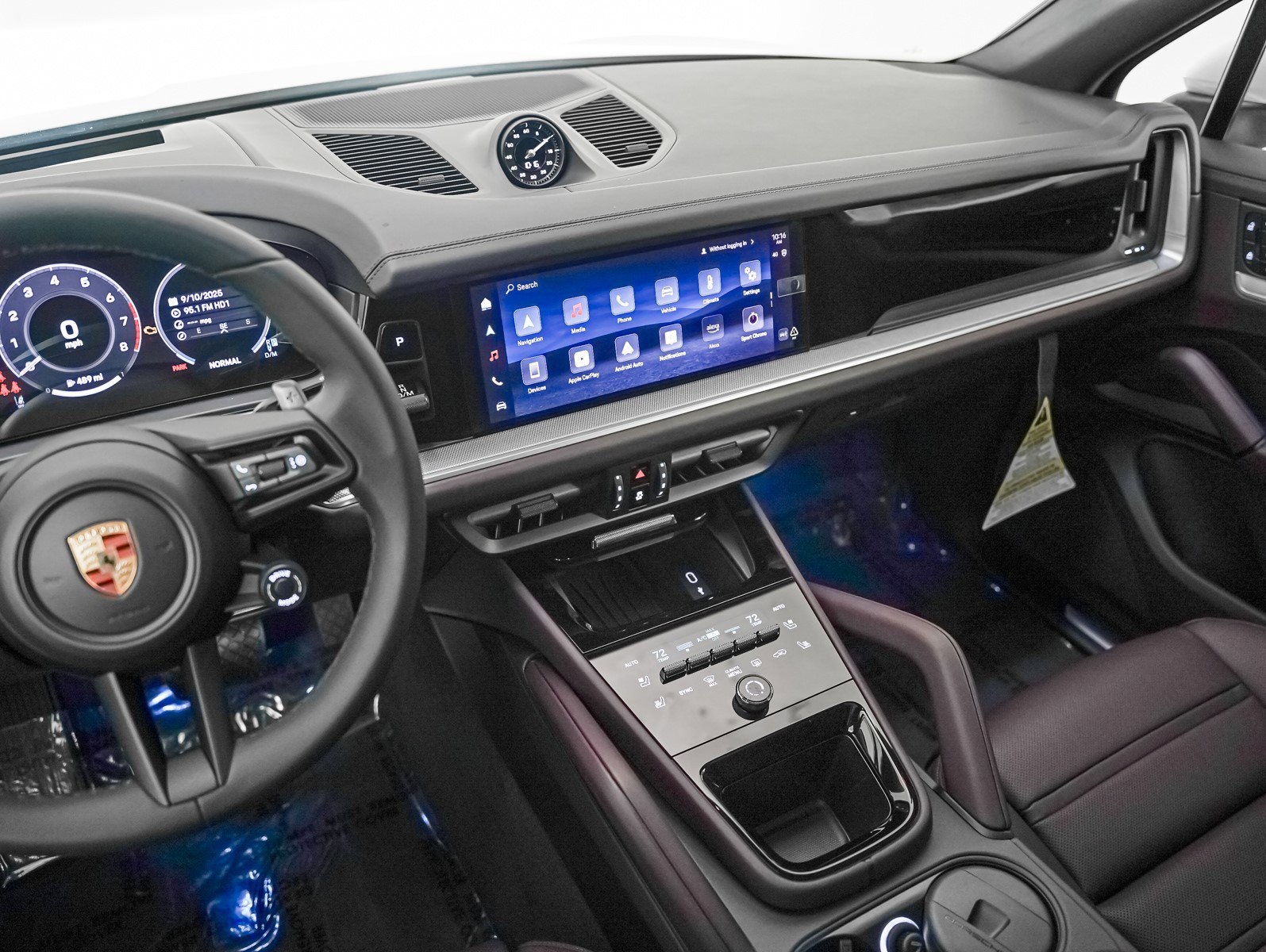 New 2026 Porsche Cayenne image 19