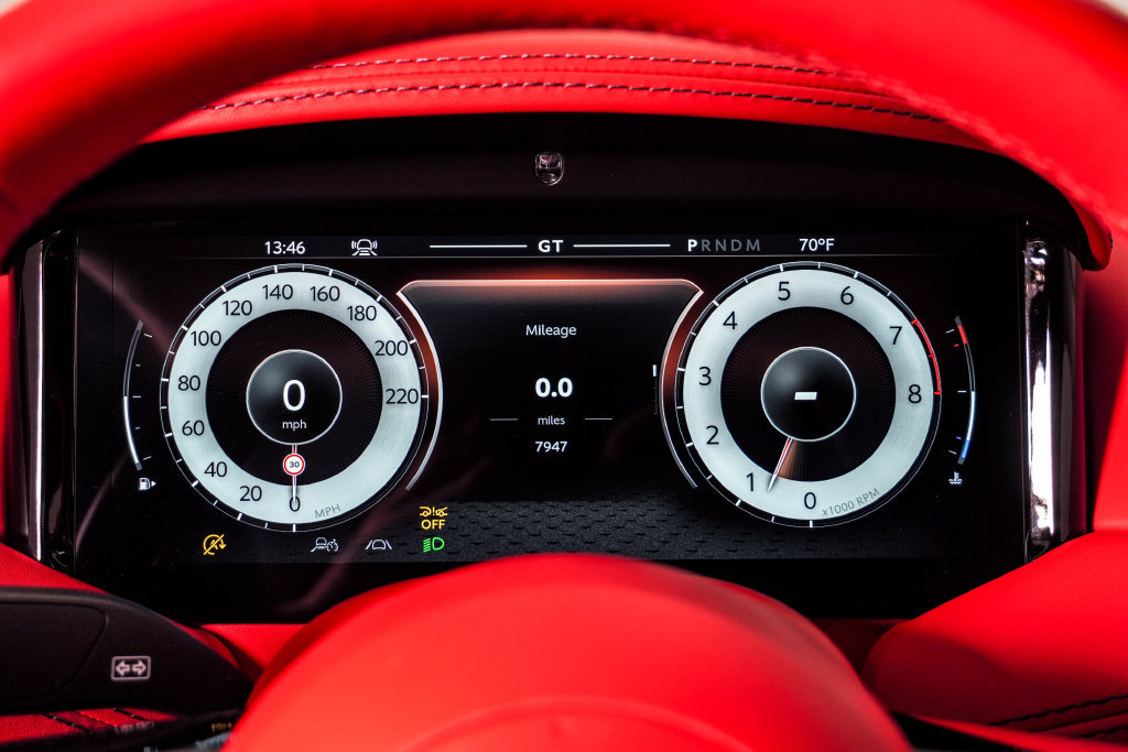 Used 2024 Aston Martin DB12 Coupe RWD image 27