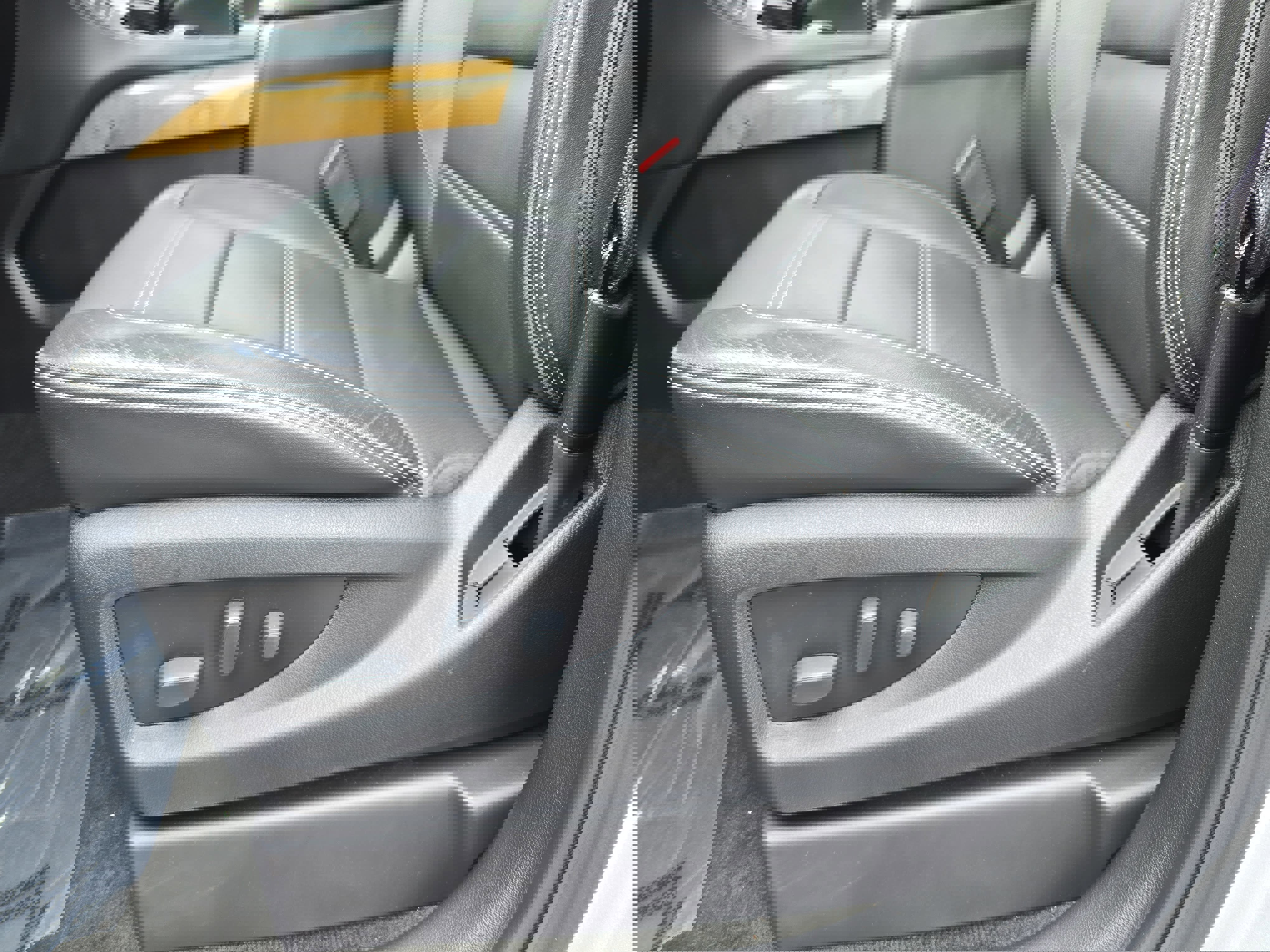 Used 2017 GMC Yukon Denali w/ Open Road Package image 28