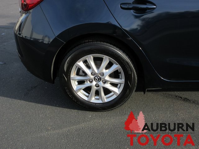 Used 2015 MAZDA MAZDA3 i Touring image 4