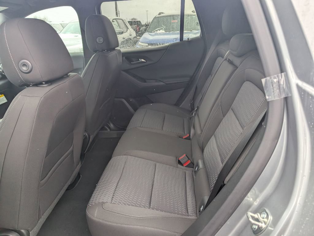 New 2026 Chevrolet Equinox LT image 9