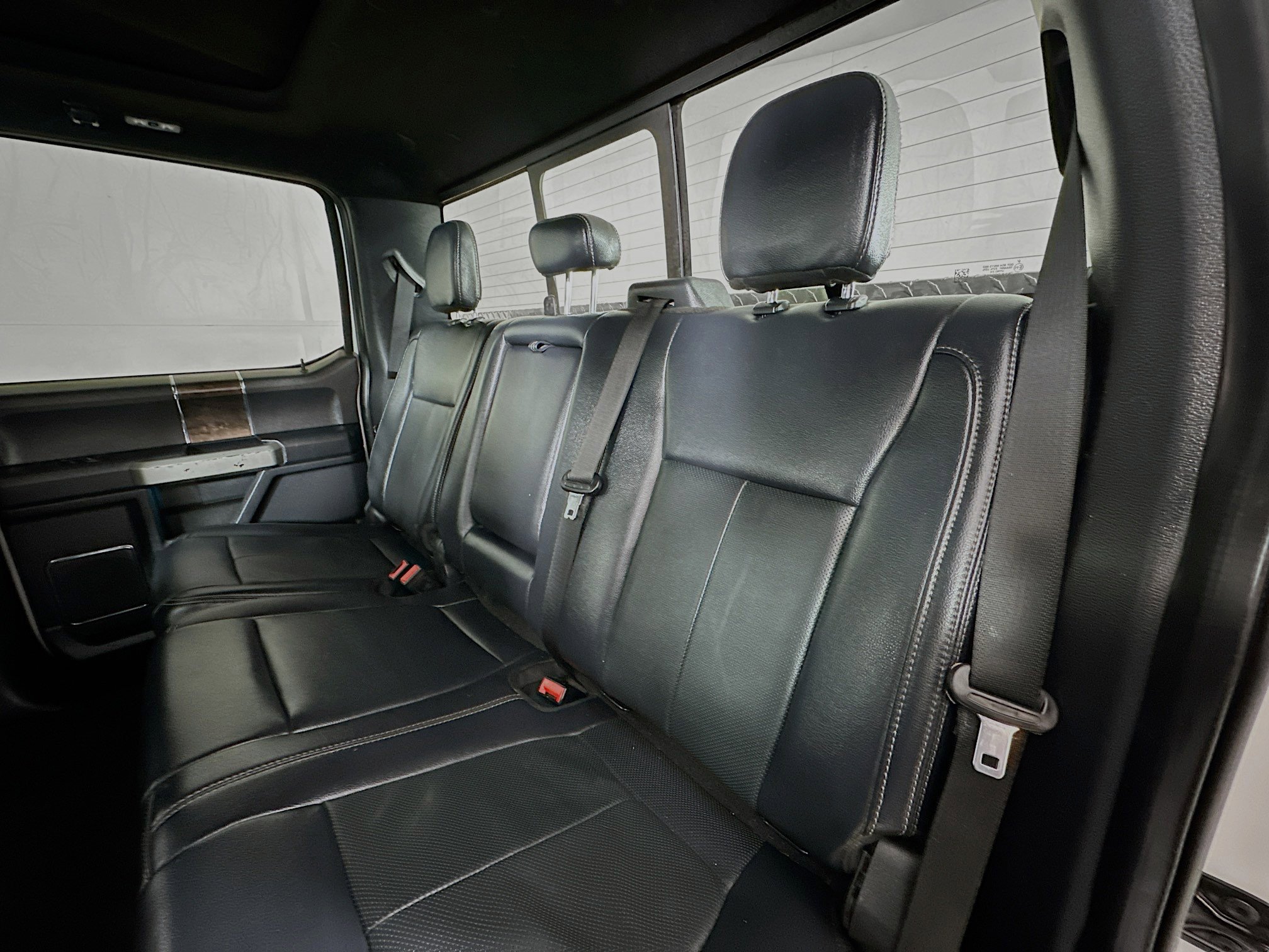 Used 2022 Ford F250 Lariat w/ Black Appearance Package image 24