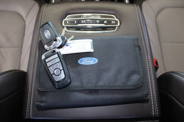 Used 2020 Ford F150 Limited w/ Trailer Tow Package image 31