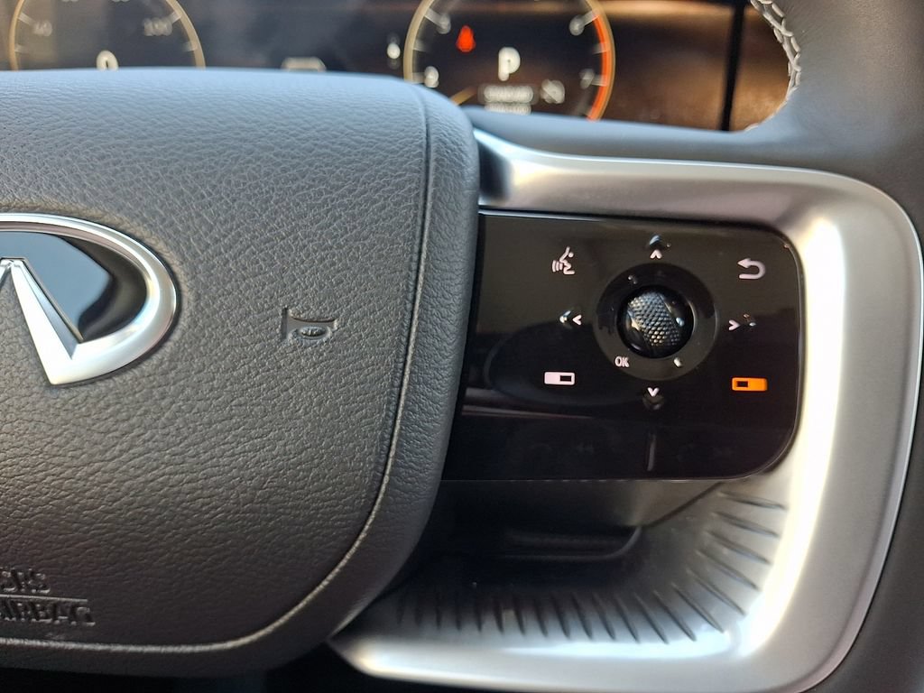 Used 2026 INFINITI QX80 Luxe w/ Cargo Package AWD/4WD image 23