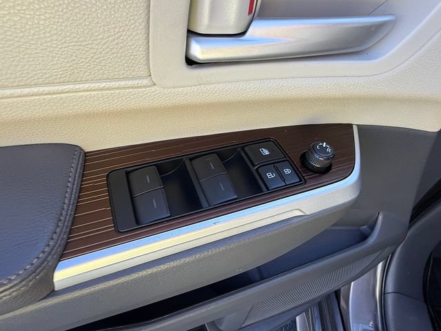 Used 2021 Toyota Sienna XLE FWD image 14