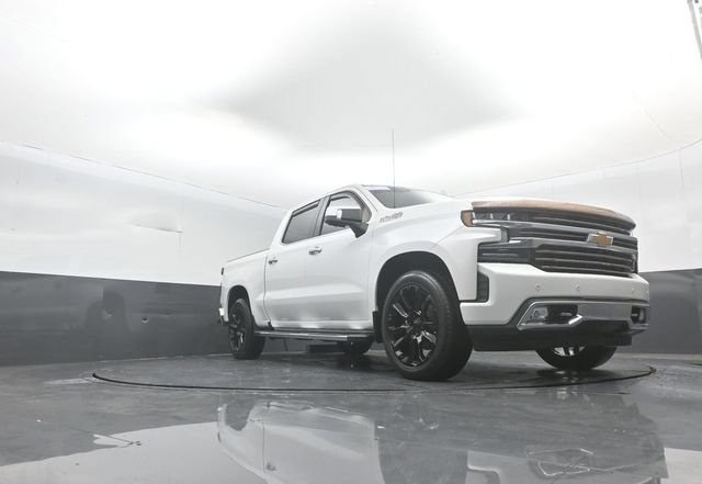 Used 2020 Chevrolet Silverado 1500 High Country w/ Technology Package AWD/4WD image 37