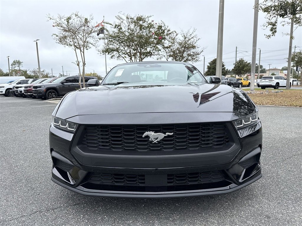 Used 2024 Ford Mustang Coupe image 8