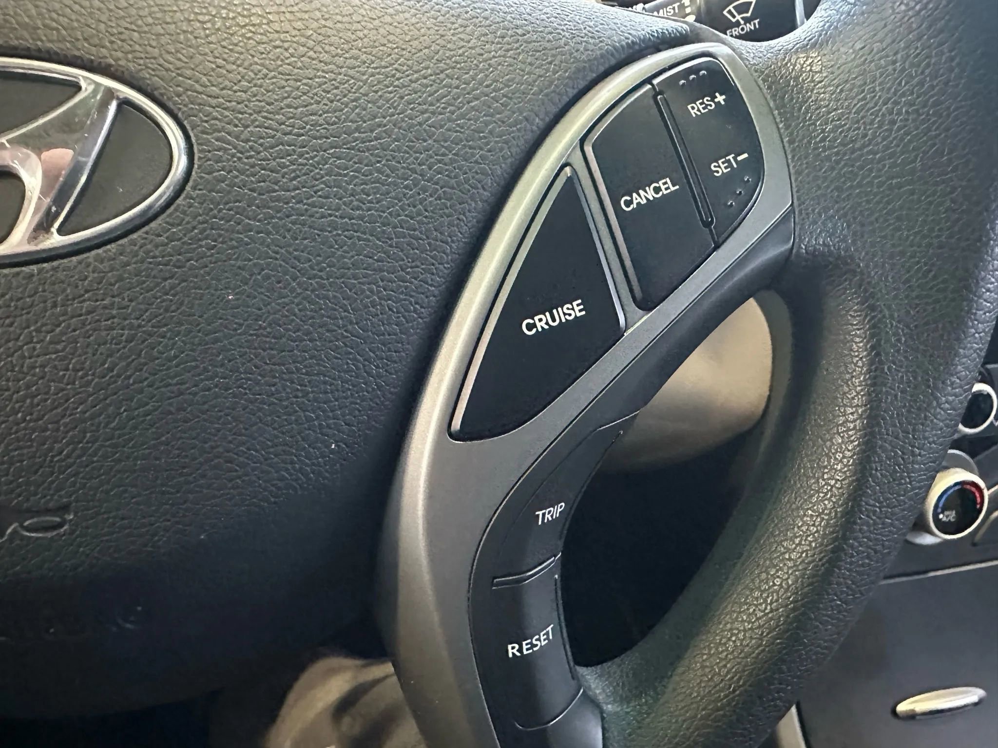 Used 2016 Hyundai Elantra SE image 14