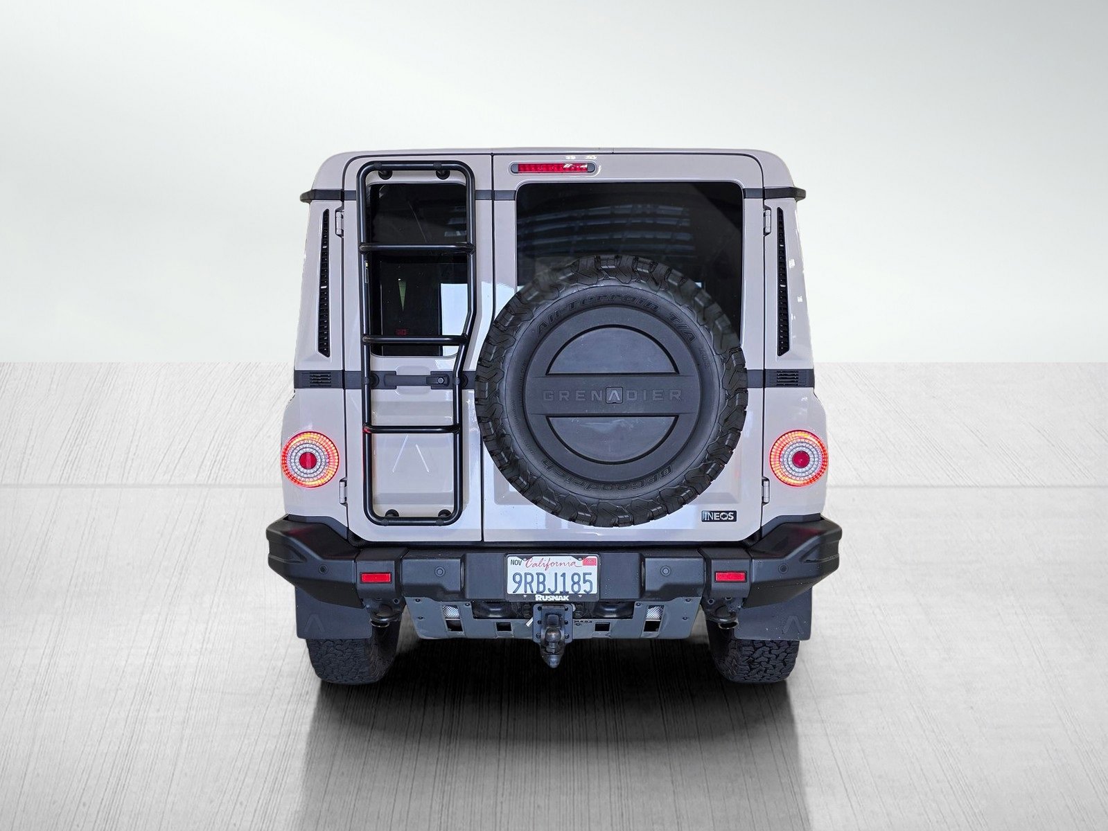 Used 2024 INEOS Grenadier Fieldmaster Edition image 6