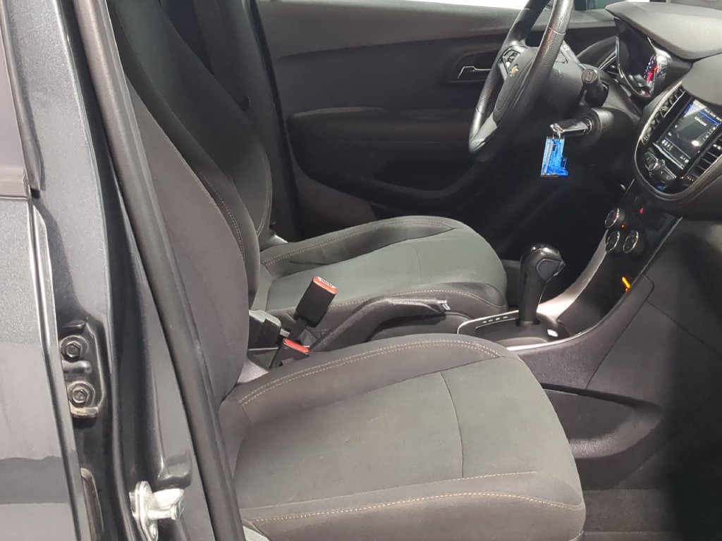 Used 2019 Chevrolet Trax LS w/ Tint and Cruise Package FWD image 26