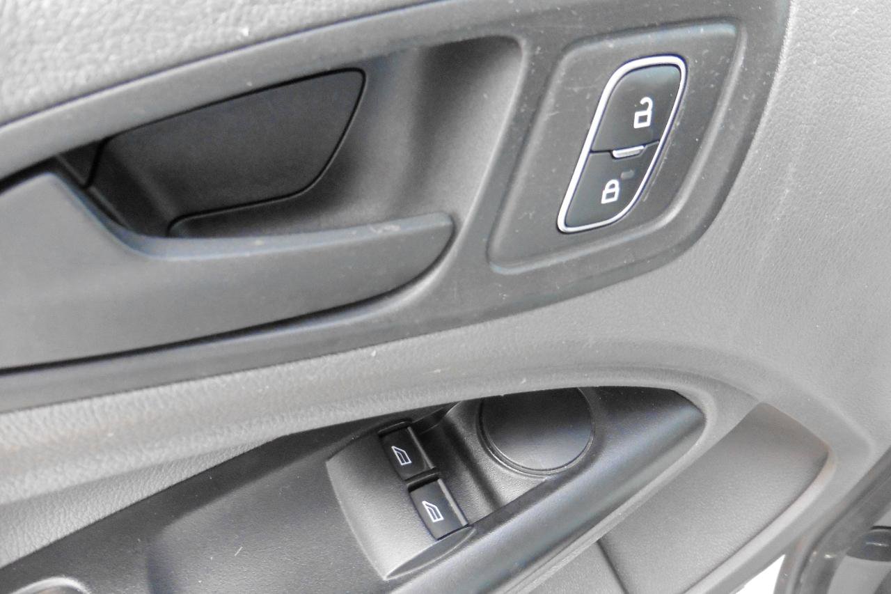 Used 2022 Ford Transit Connect XL image 22