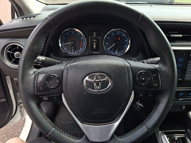 Used 2018 Toyota Corolla SE FWD image 17
