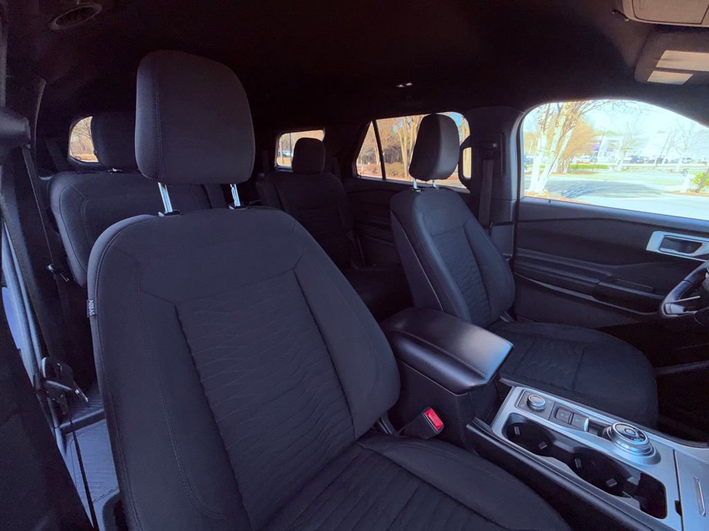 Used 2020 Ford Explorer XLT w/ Class III Trailer Tow Package image 10