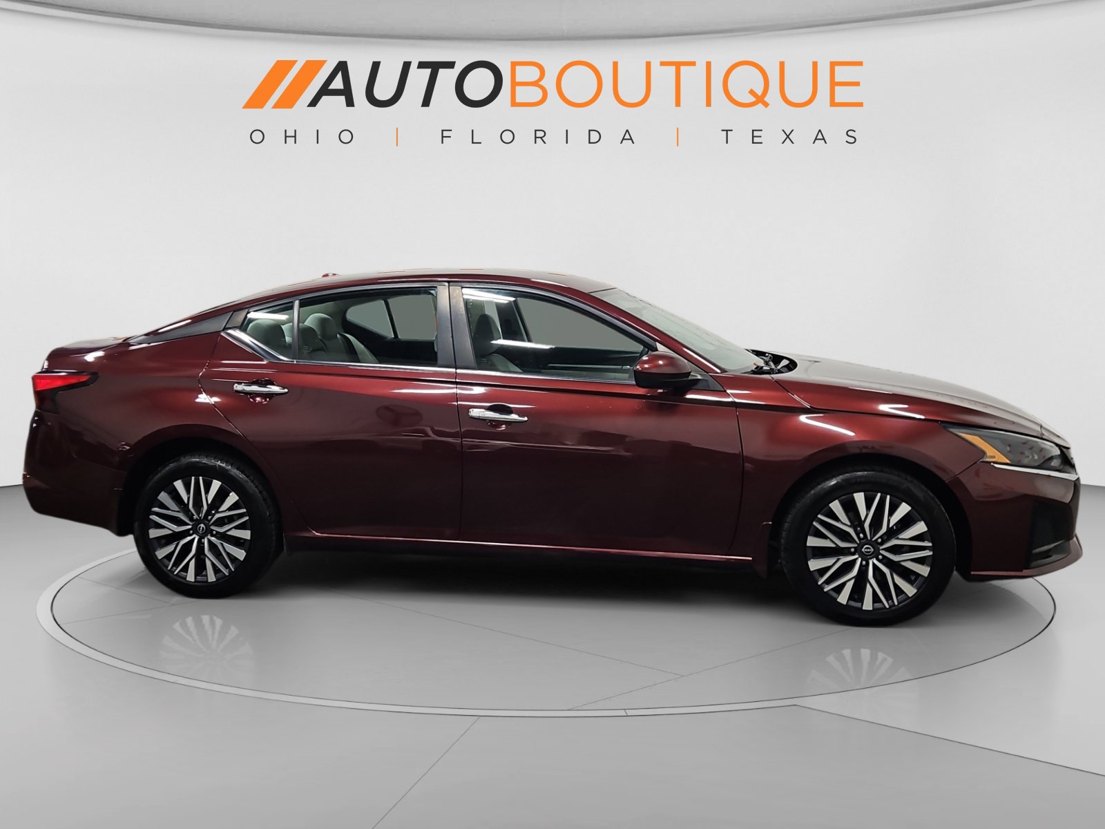 Used 2023 Nissan Altima 2.5 SV AWD/4WD image 6
