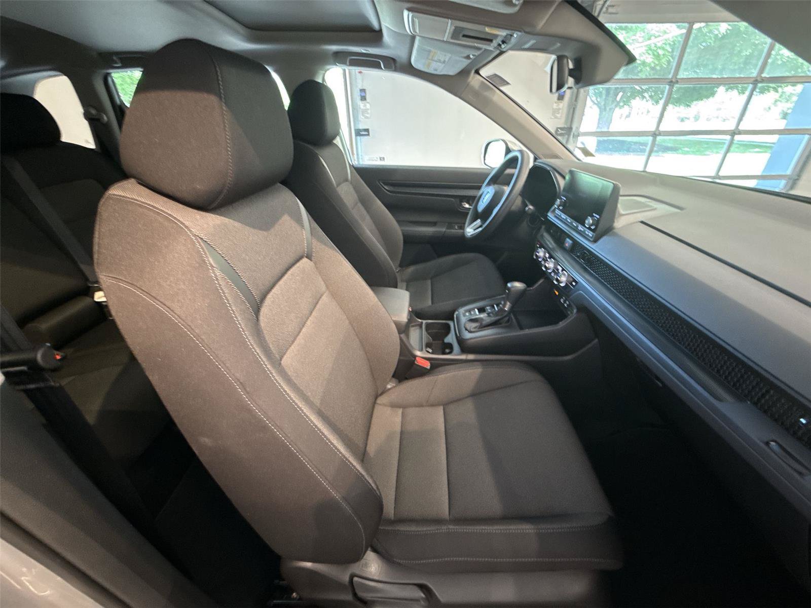 Used 2025 Honda CR-V EX image 26