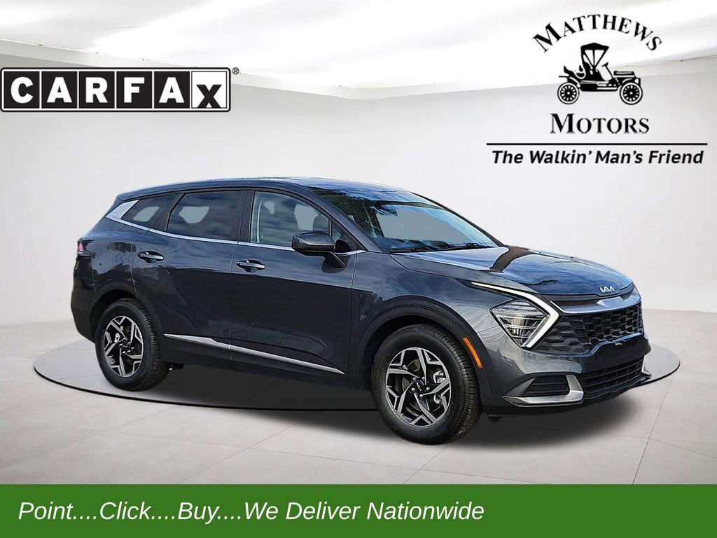 Used 2024 Kia Sportage LX image 1