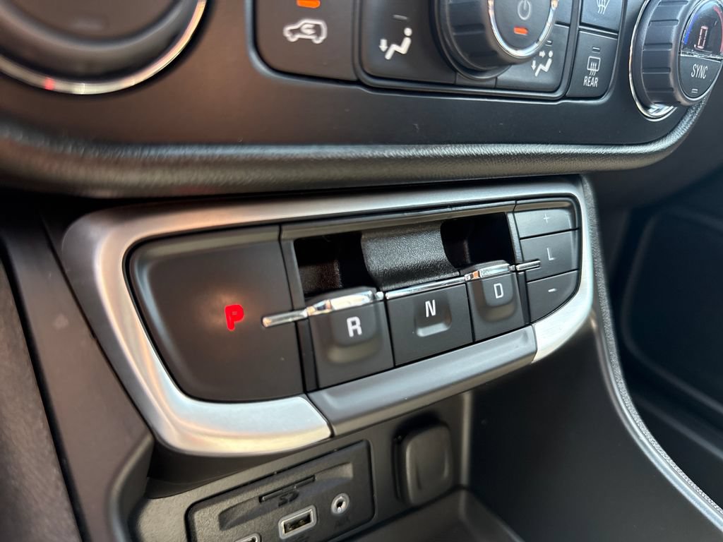 Certified 2023 GMC Terrain SLE w/ Driver Convenience Package FWD image 26