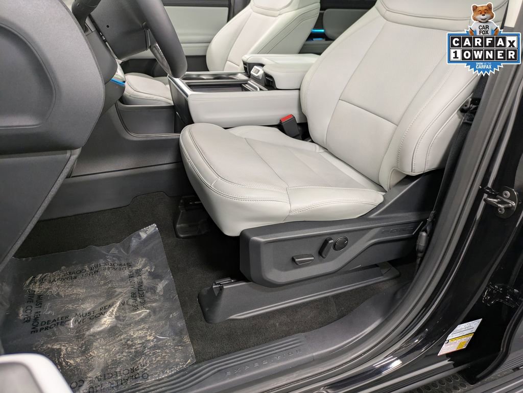 Certified 2025 Ford Expedition Platinum w/ Driver's Package image 13